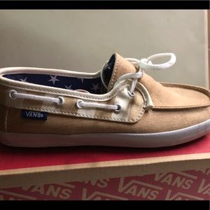 Cute new  slip on Van lightweight.. surf line